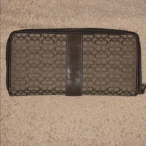 Authentic Coach Full Zip Wallet